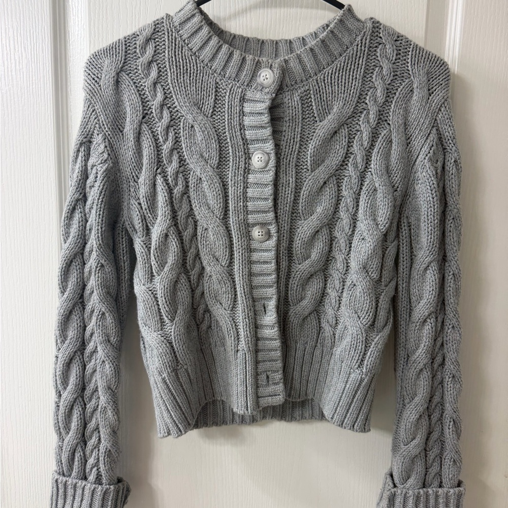 Abercrombie & Fitch Gray Cable-Knit Button Cardigan
